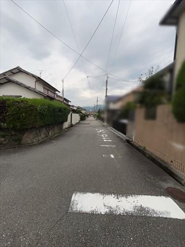 北側道路　東から西