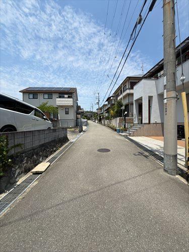前面道路(南から北) 前面道路(南から北)