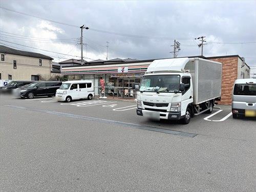 セブンイレブン豊中本町9丁目店 490m