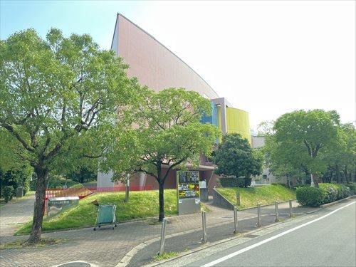 芦屋市立美術博物館