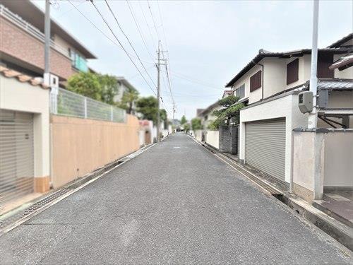 前面道路（2025年5月撮影）