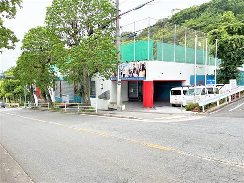 クラレスポーツプラザ宝塚　240ｍ