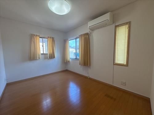 洋室約６帖南東側