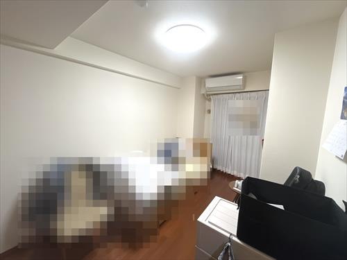 西側洋室約6.2帖