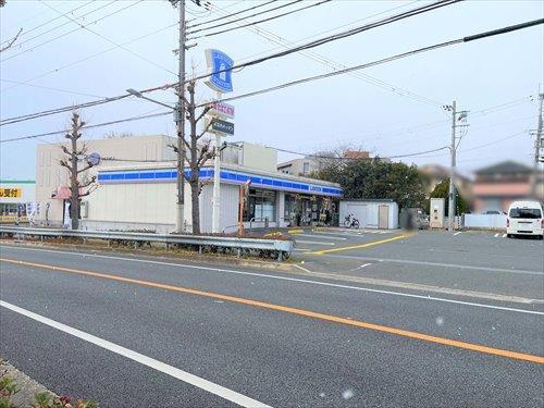 コンビニ｢ローソン豊中熊野町4丁目店｣