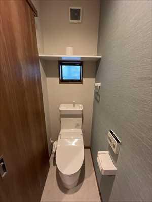 トイレ1階
