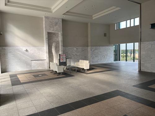 マンションエントランス