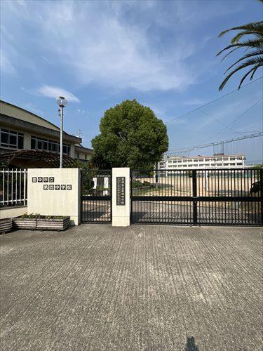 豊中市立第四中学校