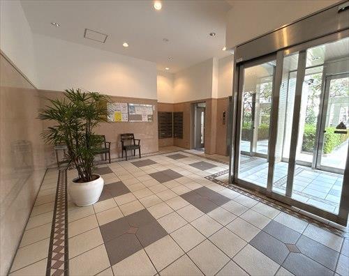 エントランスホール