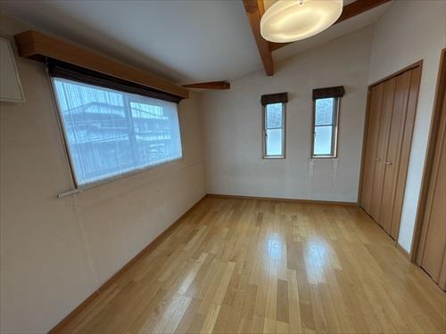 ２階北側洋室約7.9帖