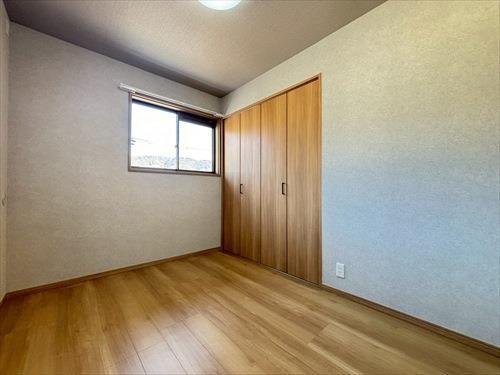 2階北側洋室約4.5帖