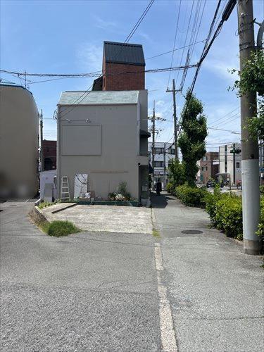 東側から撮影