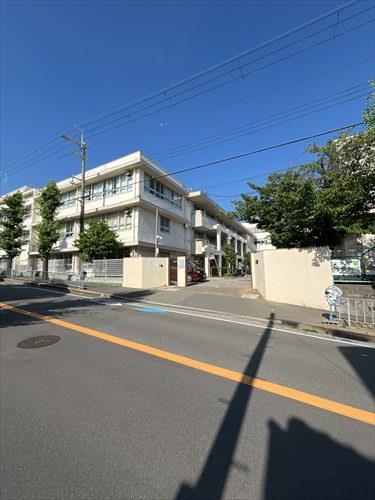 池田市立秦野小学校 360m 池田市立秦野小学校 360m