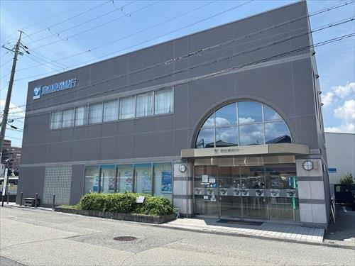 池田泉州銀行山下支店まで523m