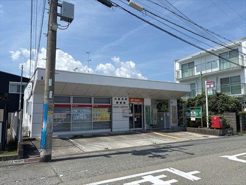 川西見野郵便局まで545m