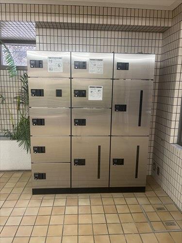 宅配ボックス