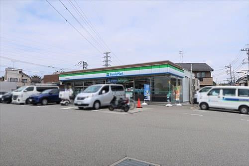 ファミリーマート国立青果市場前店950m