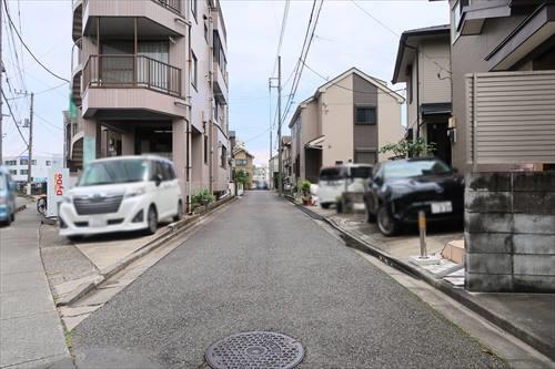 前面道路（南側）