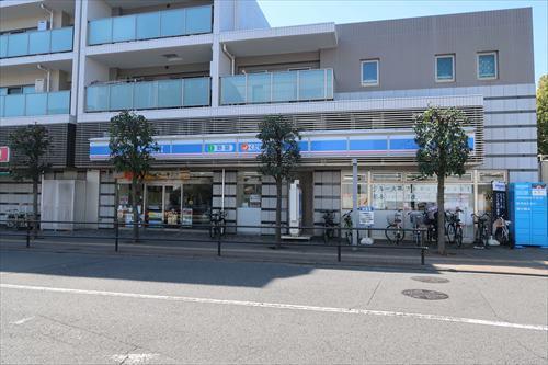 ローソン府中西府駅南口店640m