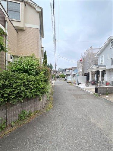 前面道路(北側)