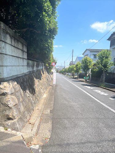 前面道路(東側) 前面道路(東側)