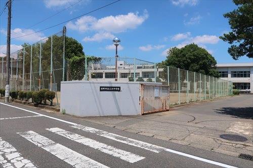 日野市立三沢中学校1090m 日野市立三沢中学校1090m