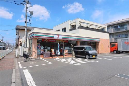 セブンイレブン昭島中神町店710m