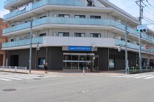 西武信用金庫中神支店810m