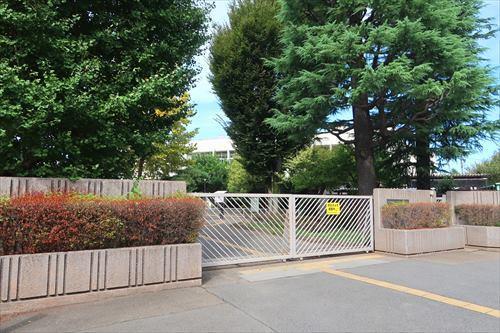 府中市立府中第一小学校360m