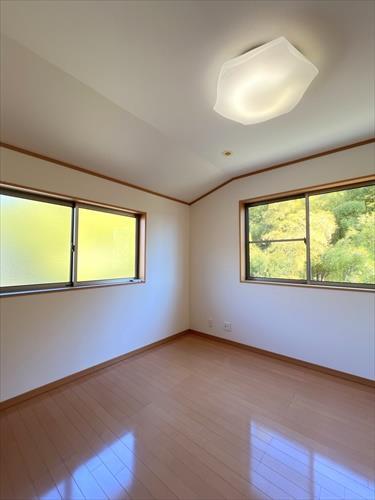 洋室約6.0帖(2階)