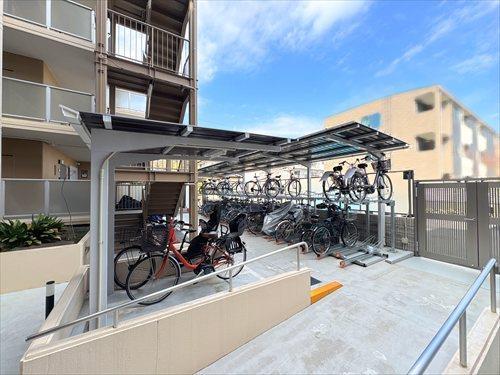 自転車置場　内②(2026年3月撮影)