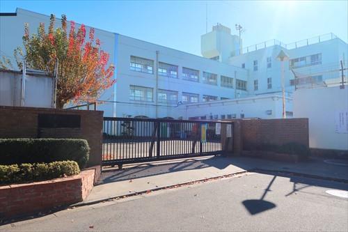 小金井市立南中学校460m