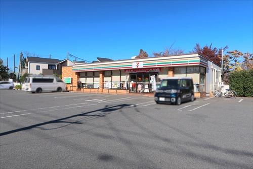 セブンイレブン小金井前原町5丁目130m