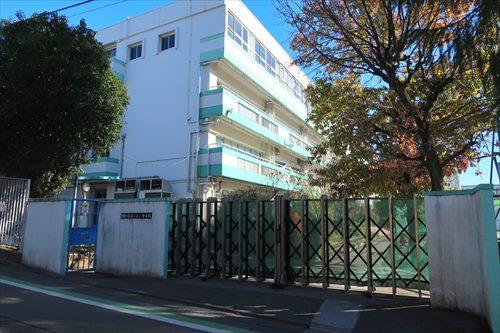 国分寺市立第二中学校770m