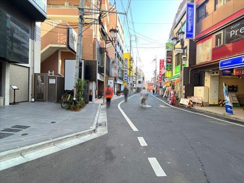 前面道路(南側)