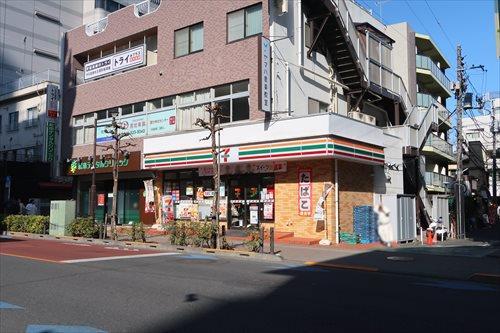 セブンイレブン国分寺本町2丁目店170m