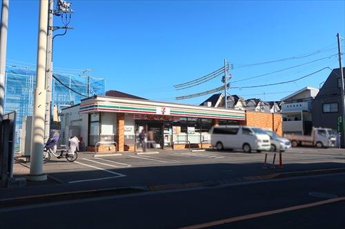 セブンイレブン三鷹新川1丁目店150m セブンイレブン三鷹新川1丁目店150m