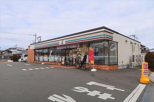 セブンイレブン日野石田2丁目店310m