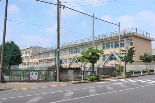 日野市立七生中学校960m