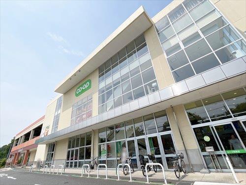 コープ貝取店(550m)