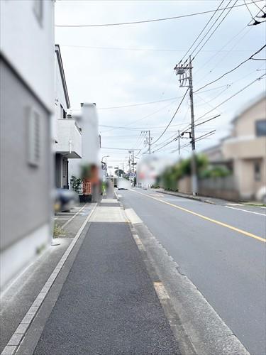 現地前歩道
