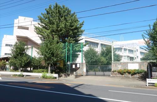 日野市立日野第三小学校(1260m)
