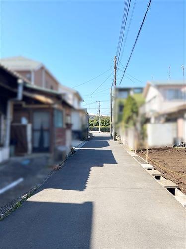 現地前道路