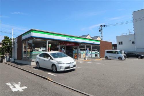 ファミリーマートまで480ｍ