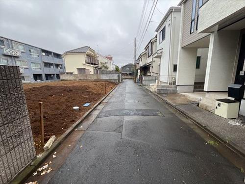 前面道路（2026年3月撮影）