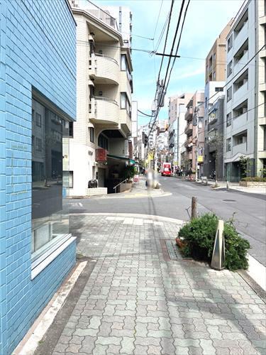 現地前歩道