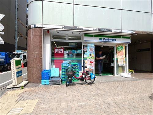 ファミリーマート東麻布一丁目店350m