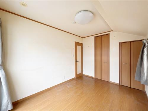 東側洋室約6帖