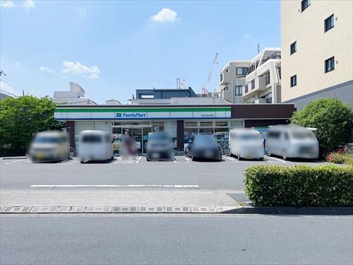 ファミリーマート世田谷教育会館前280m