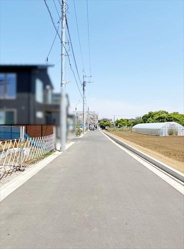 現地前道路